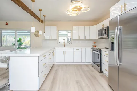 5920 SW 94th Ave, Miami FL 33173