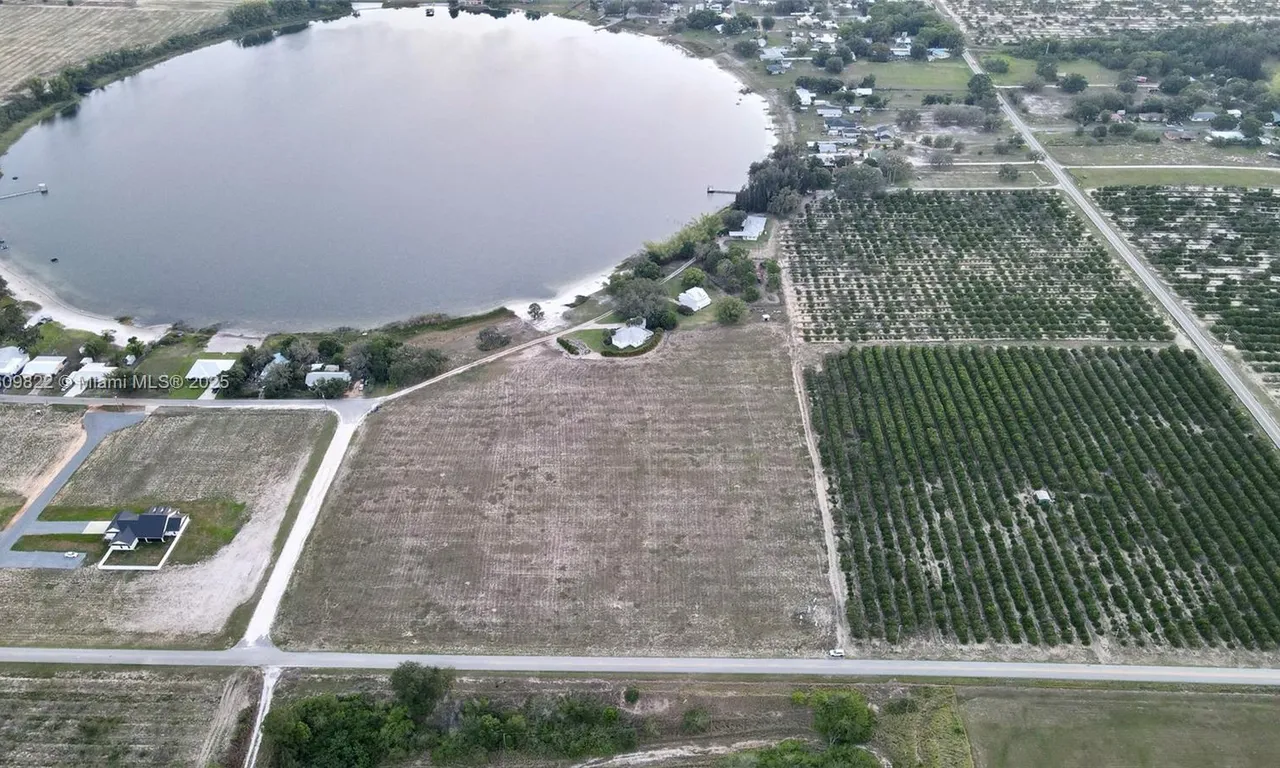 1501 GENEVA AVE., Avon Park FL 33825