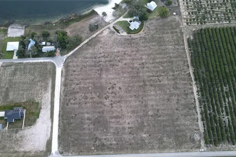 1501 GENEVA AVE., Avon Park FL 33825