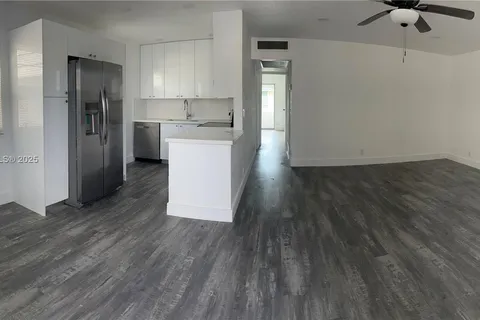 89 Brittany # B, Delray Beach FL 33446