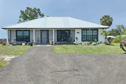 7935 NW 90th Court, Okeechobee FL 34972