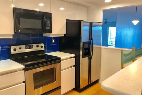 1617 SE 15th St # 504, Fort Lauderdale FL 33316