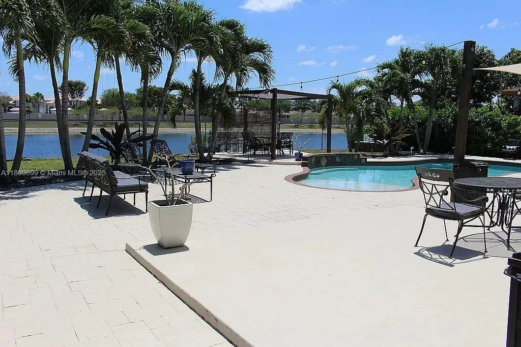 16272 SW 42nd Ter, Miami FL 33185