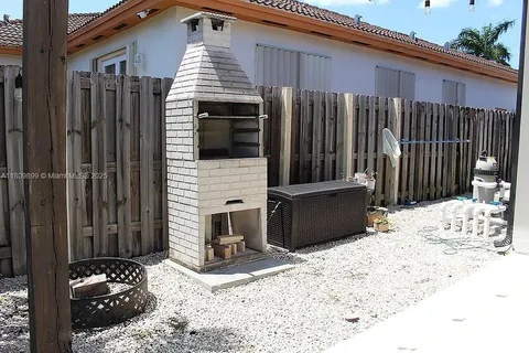 16272 SW 42nd Ter, Miami FL 33185