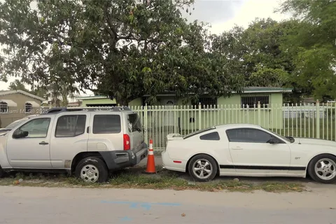 3015 NW 83rd St, Miami FL 33147