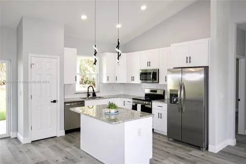4619 Garden Ave, Sebring FL 33875