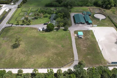 1230 F Rd, Loxahatchee FL 33470