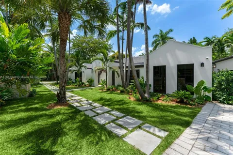 3883 Wood Ave, Miami FL 33133