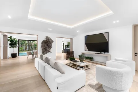 3883 Wood Ave, Miami FL 33133