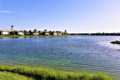 1149 Independence Trail # J, Homestead FL 33034