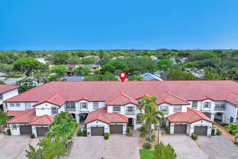 9741 Darlington Pl, Cooper City FL 33328