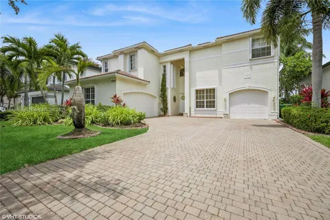 4954 SW 186th Way, Miramar FL 33029