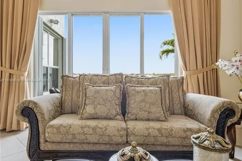 4954 SW 186th Way, Miramar FL 33029