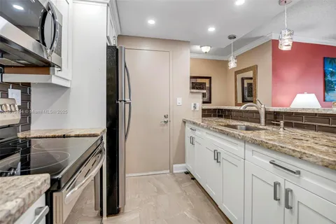 720 Bayshore Dr # 804, Fort Lauderdale FL 33304