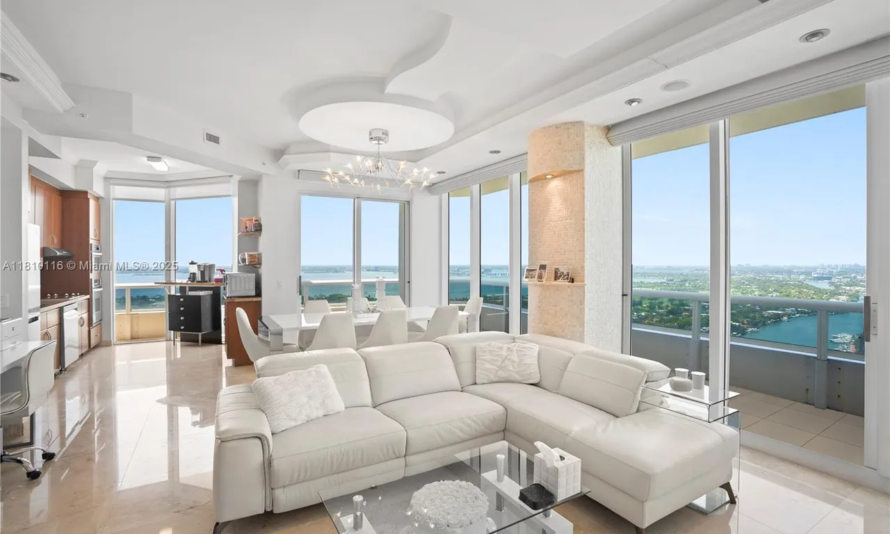 4775 Collins Ave, Miami Beach FL 33140