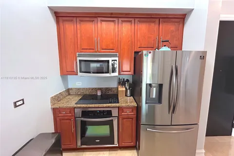 1805 Ponce De Leon Blvd # 626, Coral Gables FL 33134