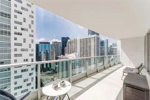 1331 Brickell Bay Dr # 2805, Miami FL 33131