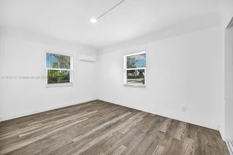 4109 SW 23rd St # 1, Fort Lauderdale FL 33317