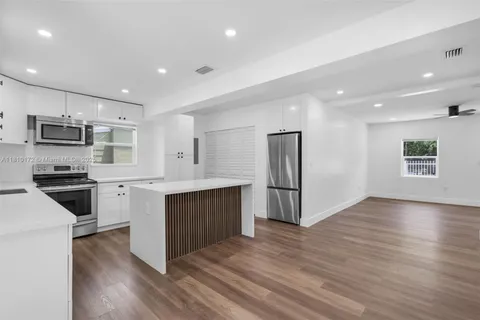 5636 NW 4th Ave, Miami FL 33127