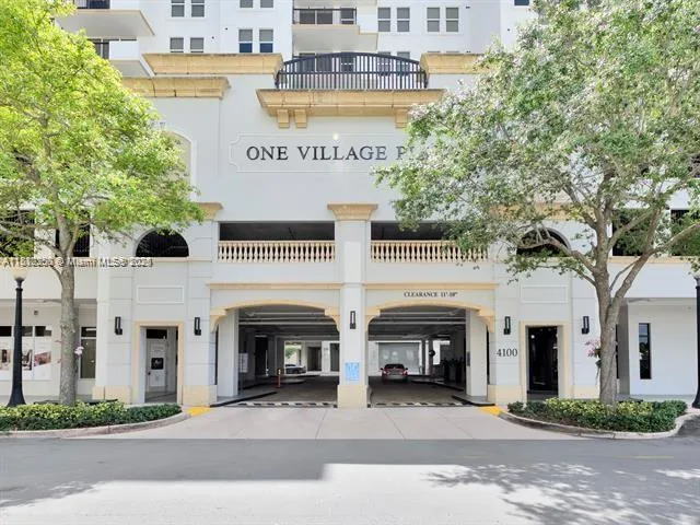 4100 Salzedo St # 901, Coral Gables FL 33146