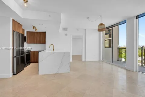 4100 Salzedo St # 901, Coral Gables FL 33146