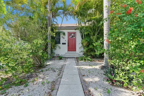 500 NW 47th St # 1, Miami FL 33127