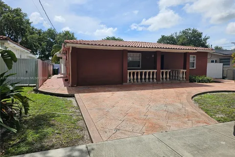 651 SW 66th Ave # 2, Miami FL 33144
