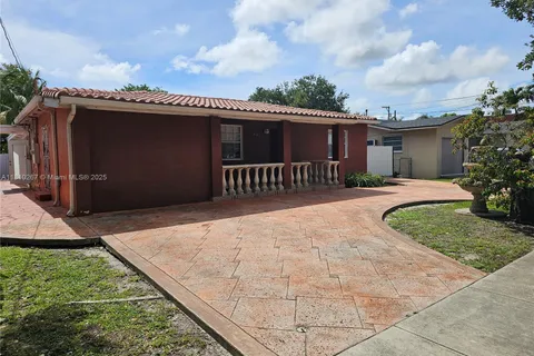 651 SW 66th Ave # 2, Miami FL 33144