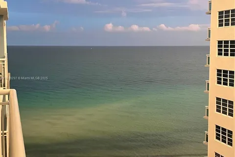 6969 Collins Ave # 1408, Miami Beach FL 33141
