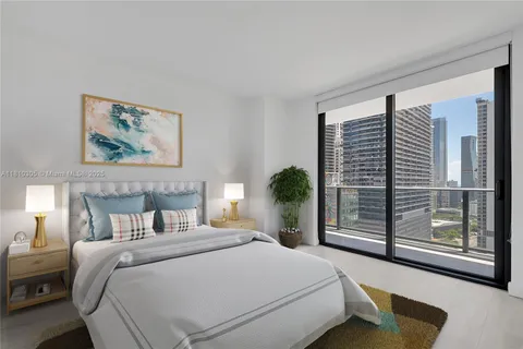 45 SW 9th St # 2105, Miami FL 33130