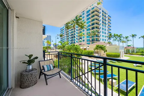 610 W Las Olas Blvd # 811N, Fort Lauderdale FL 33312