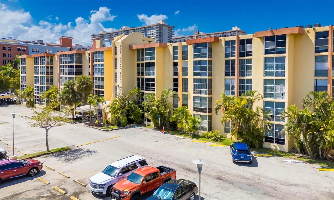 210 172nd St # 438, Sunny Isles Beach FL 33160