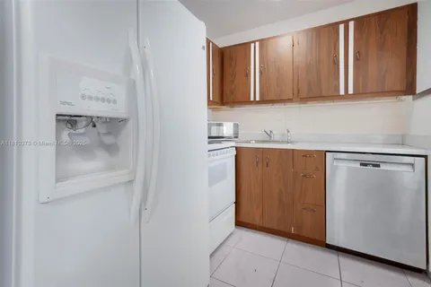 210 172nd St # 438, Sunny Isles Beach FL 33160