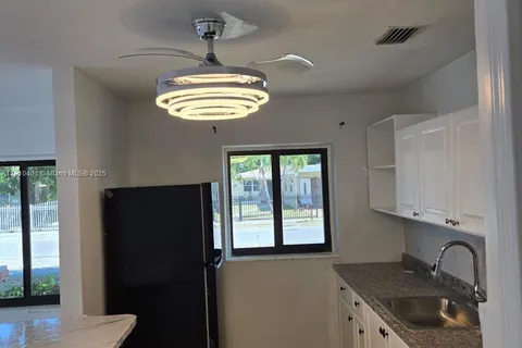 1305 NE 146th St # 0, Miami FL 33161