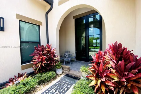 9225 Parkland Bay Dr, Parkland FL 33076