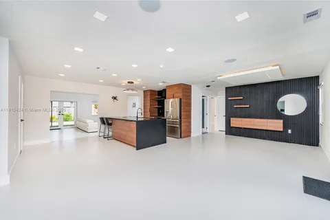 9431 SW 62nd St, Miami FL 33173