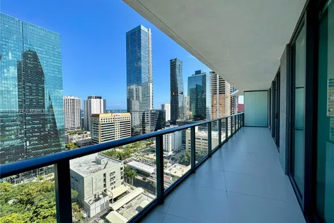 1300 S Miami # 1802, Miami FL 33130
