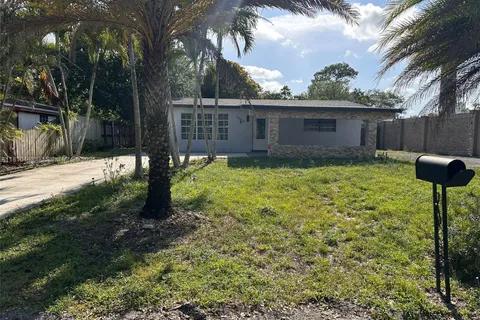 2850 N 62nd Ave # 2850, Hollywood FL 33024