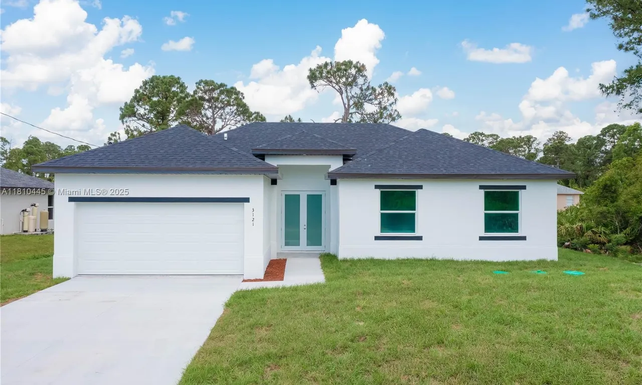 3121 71st St W, Lehigh Acres FL 33971