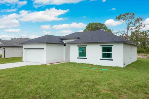 3121 71st St W, Lehigh Acres FL 33971