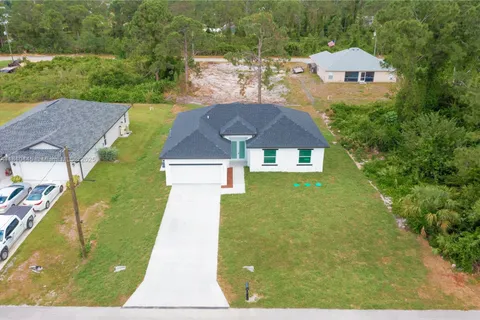 3121 71st St W, Lehigh Acres FL 33971