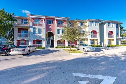 10901 NW 83rd St # 104, Doral FL 33178