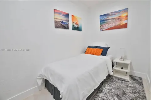 8651 Sunset Strip, Sunrise FL 33322