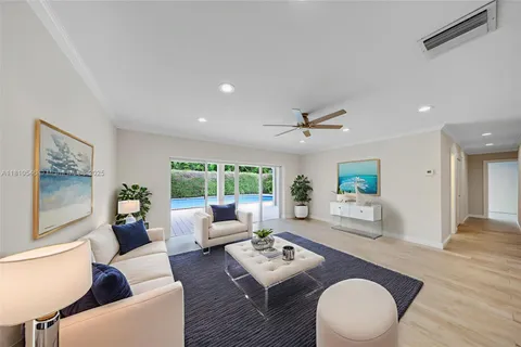 1237 Dove Ave, Miami Springs FL 33166
