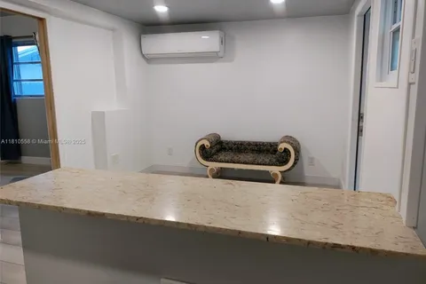 1090 W 60th St # 1, Hialeah FL 33012