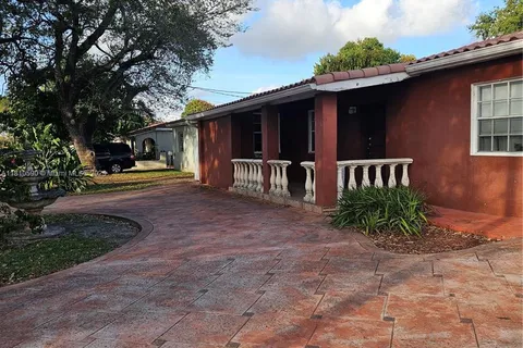 651 SW 66th Ave # 1, Miami FL 33144