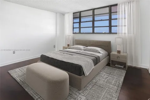 800 West Ave # 920, Miami Beach FL 33139