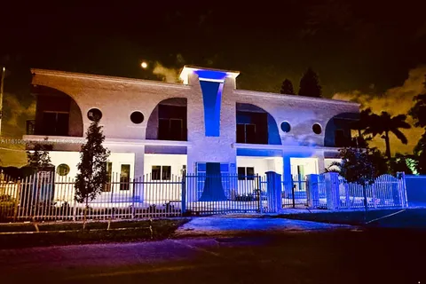 3300 NW 19th Ave # 2, Miami FL 33142