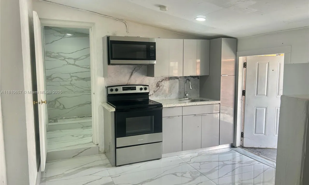 6660 Johnson St # 2, Hollywood FL 33024