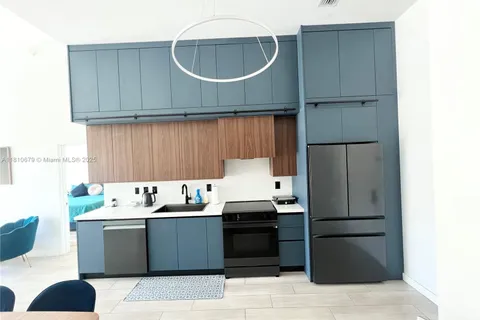 1600 SW 1 # 315, Miami FL 33129
